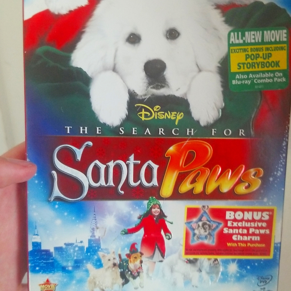 Santa Paws